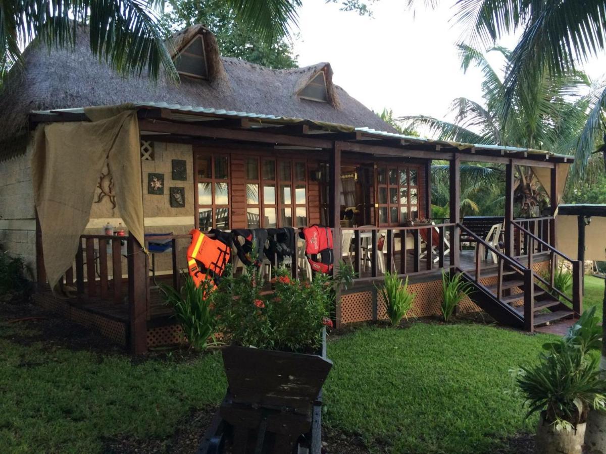 Coras Place Bacalar Lagoon Front Buitenkant foto