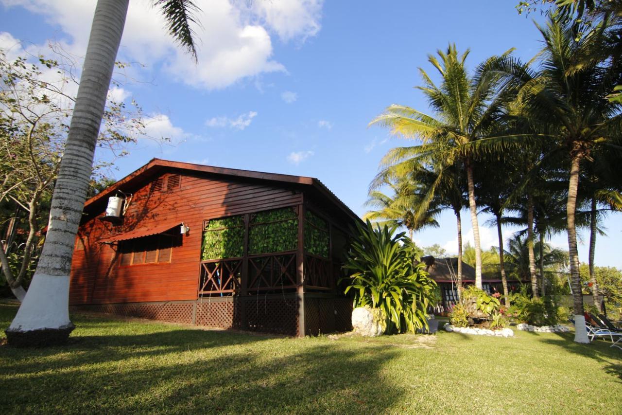 Coras Place Bacalar Lagoon Front Buitenkant foto