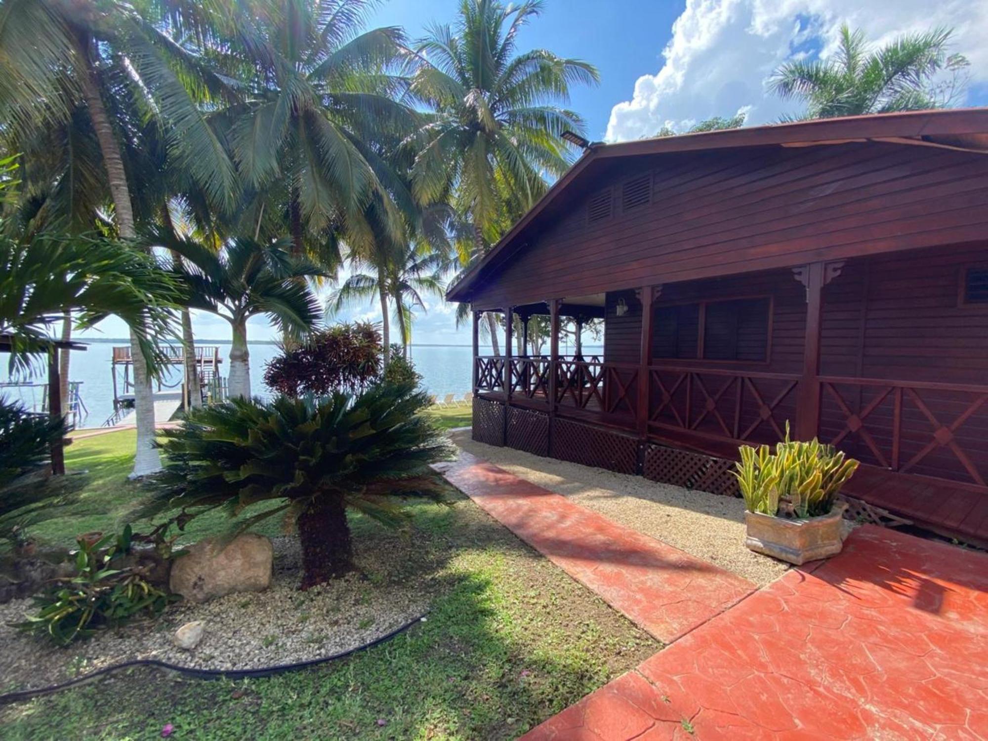 Coras Place Bacalar Lagoon Front Buitenkant foto