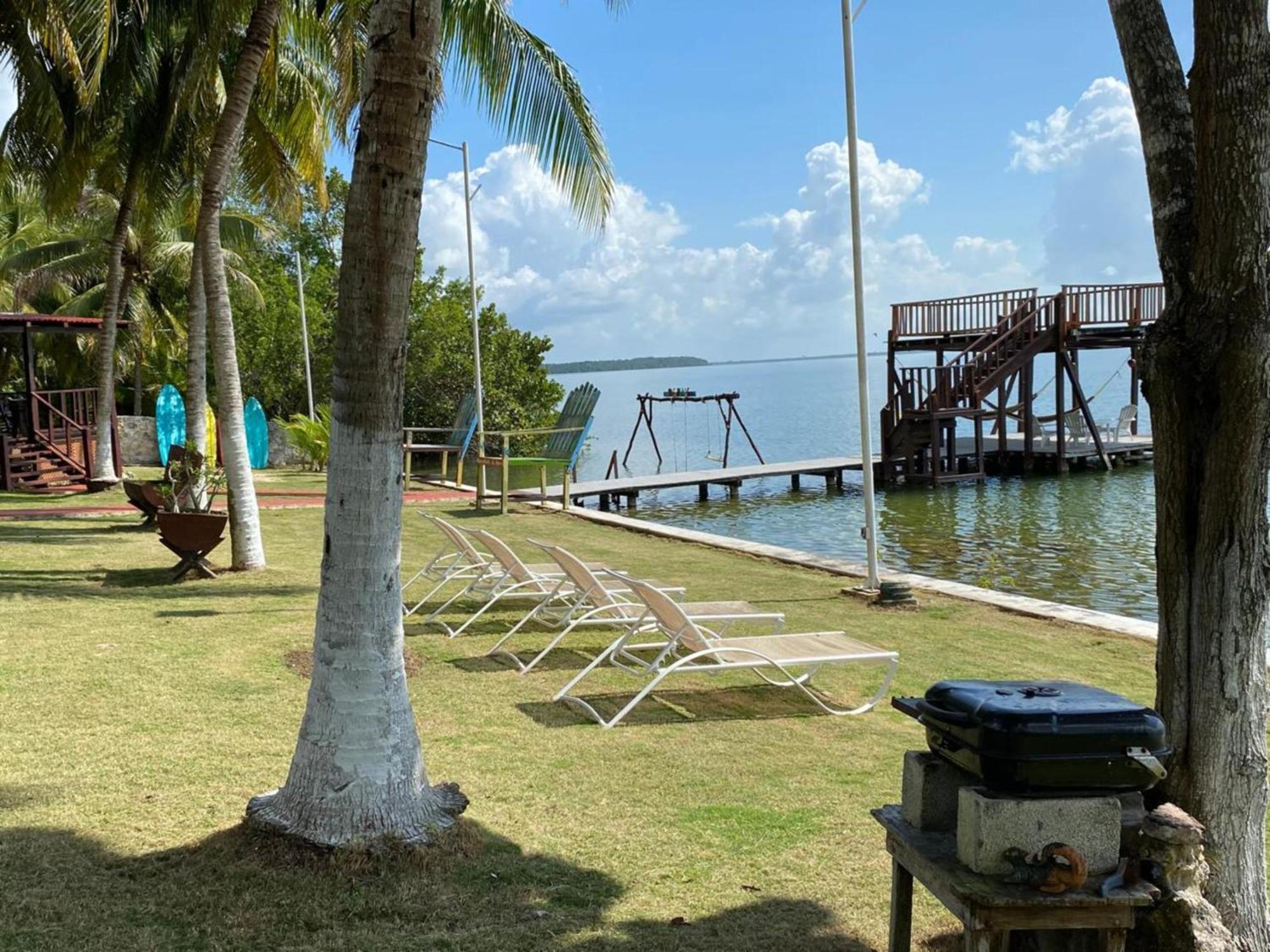 Coras Place Bacalar Lagoon Front Buitenkant foto
