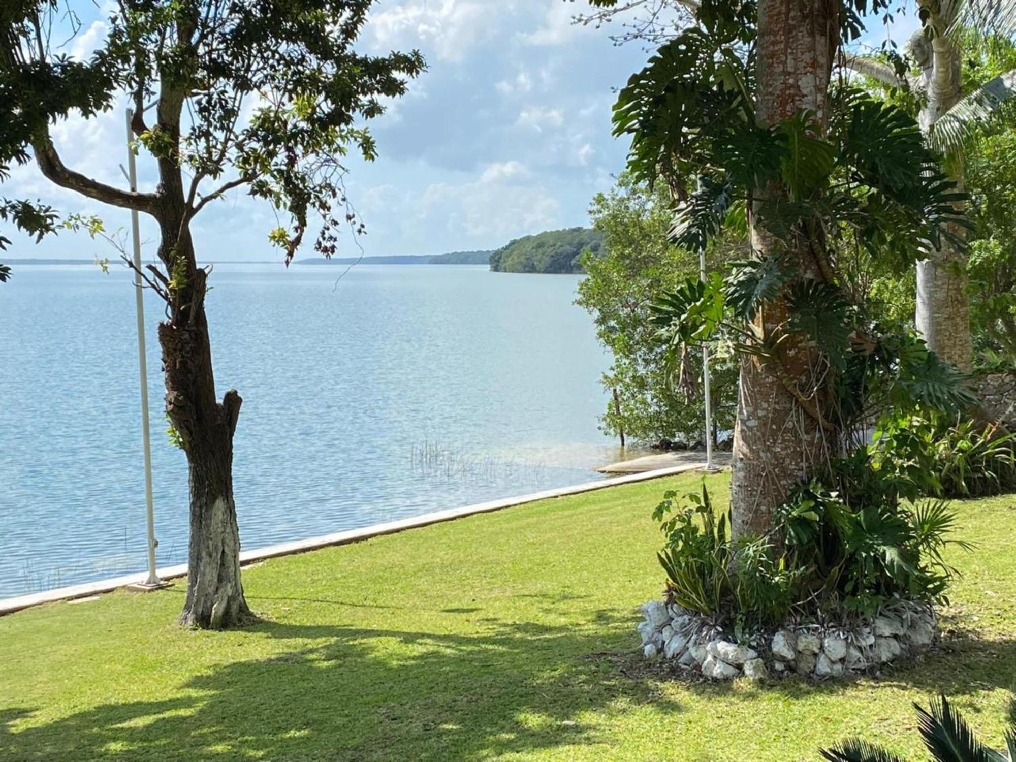 Coras Place Bacalar Lagoon Front Buitenkant foto